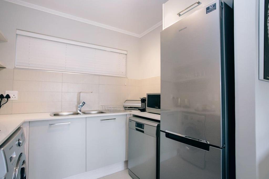 Apartments On Century Cape Town Room photo